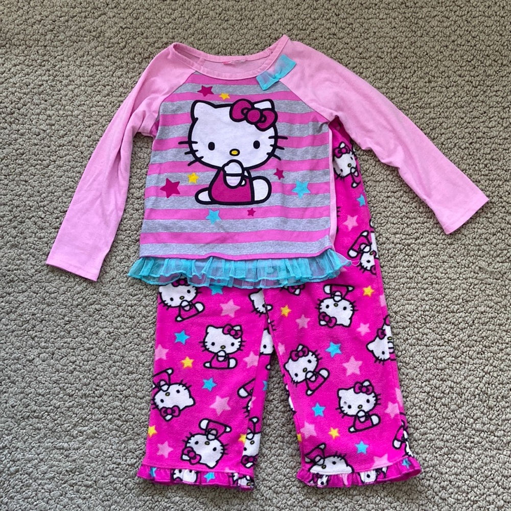 Almost New Hello Kitty Pajamas Set with Ruffle Top & Thin Fleece Bottoms-Size 4T